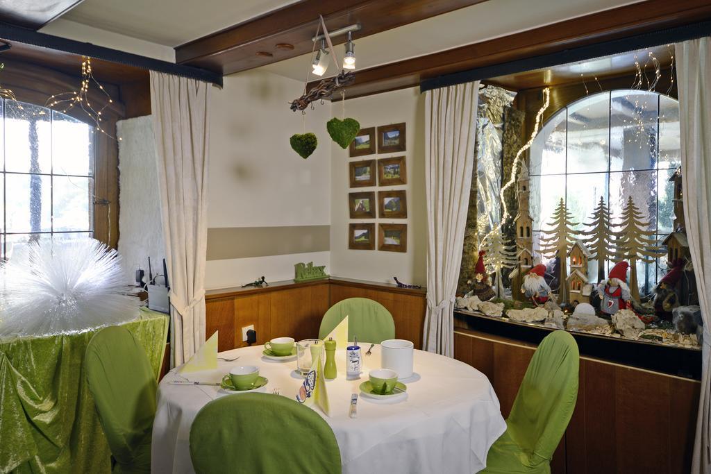 Hotel Storchen Rheinfelden  Esterno foto
